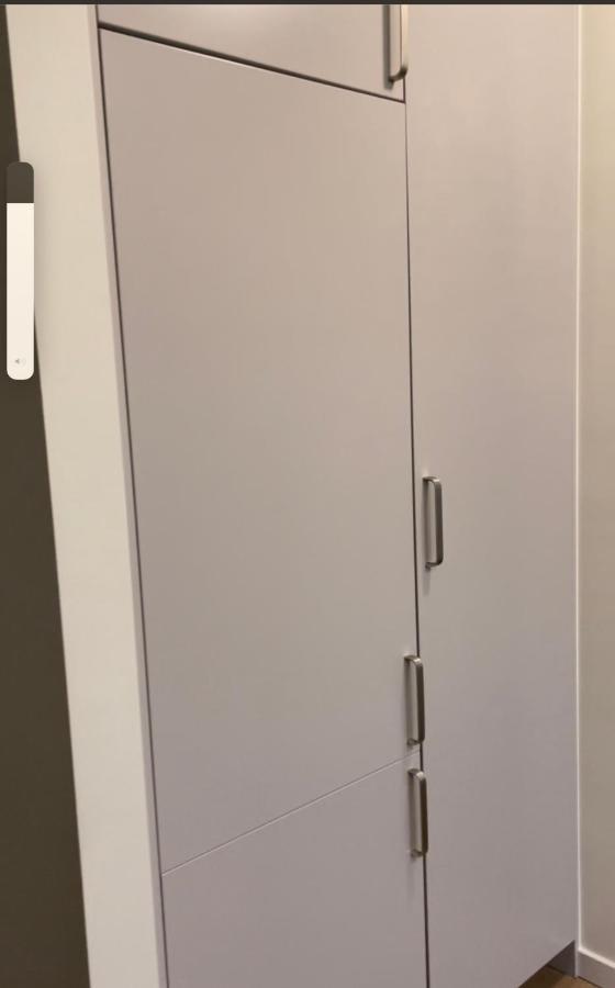 Central Apartment 5Min Drive To The Airport. Стокхолм Екстериор снимка